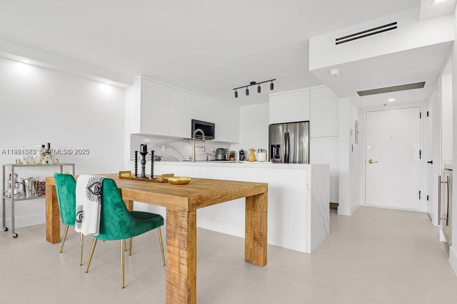 5700 Collins Avenue 3J, Miami Beach, FL 33140 photo 14