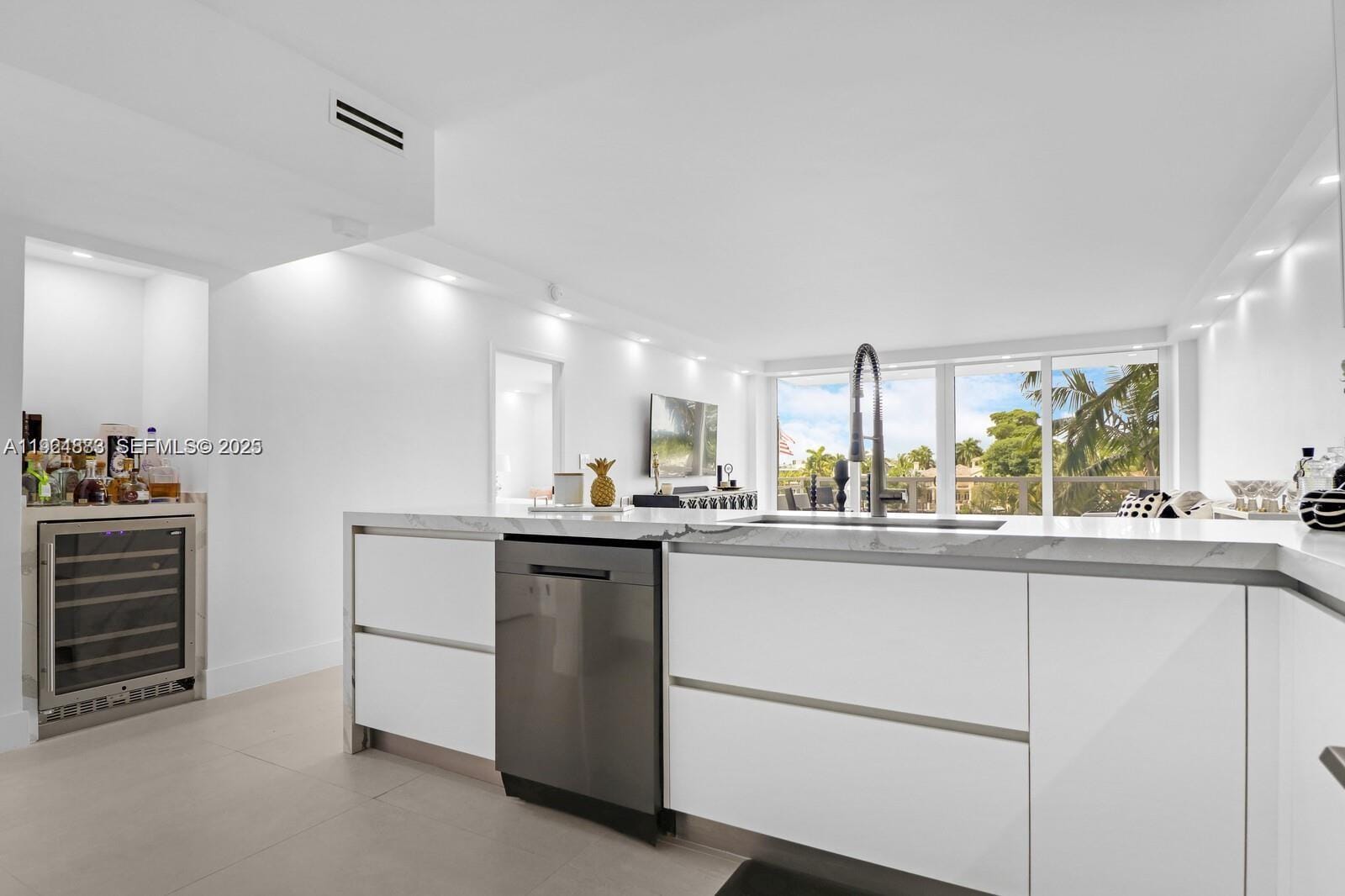 5700 Collins Avenue 3J, Miami Beach, FL 33140 photo 21