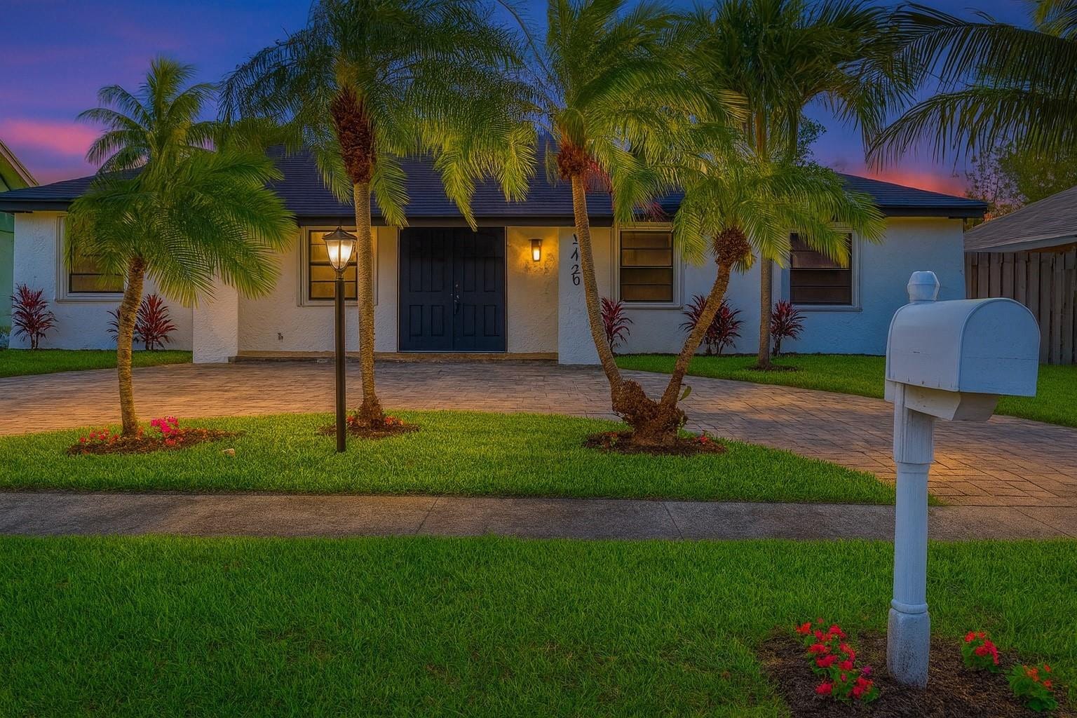 7420 SW 14th Place, North Lauderdale, FL 33068