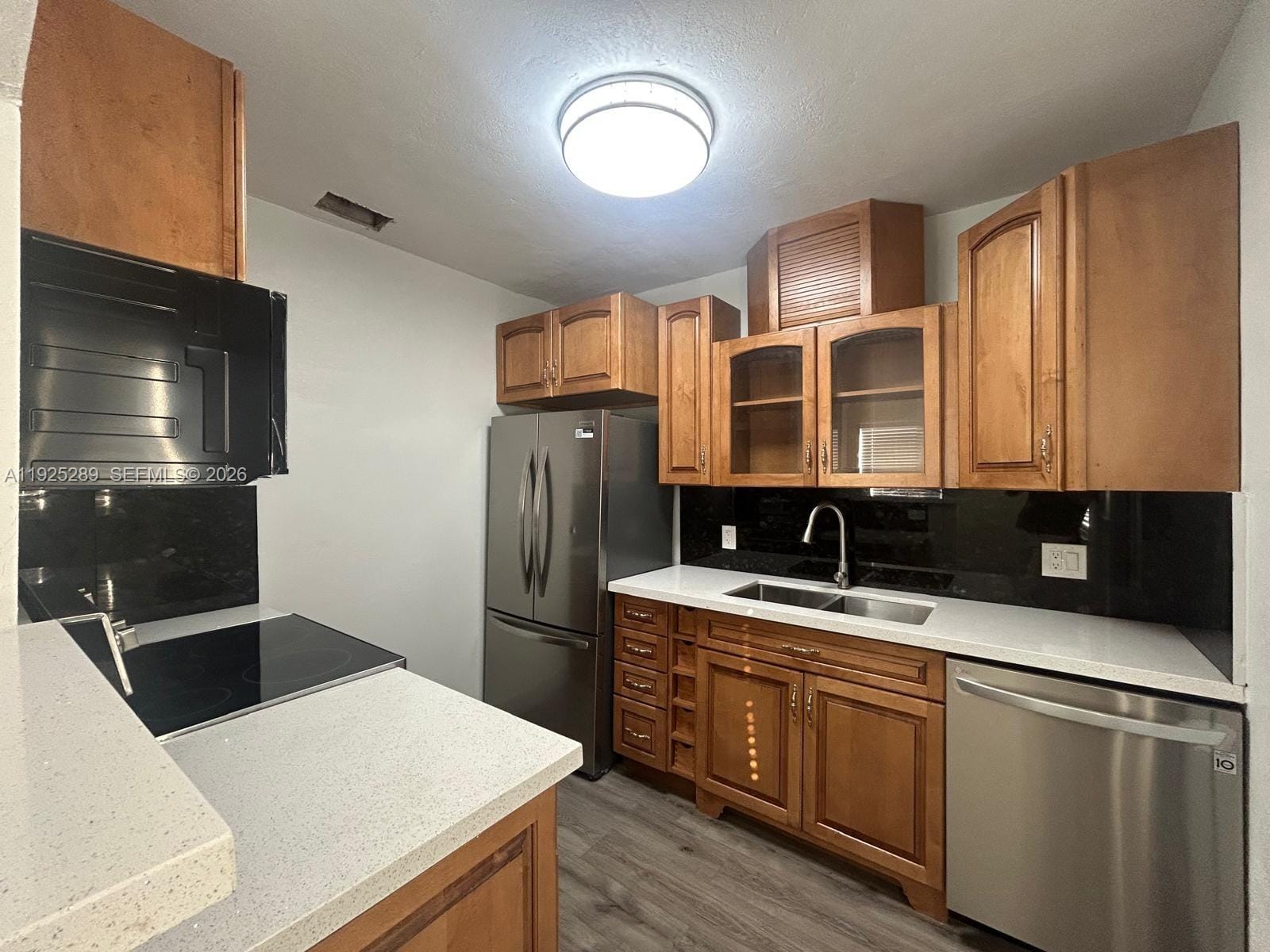 806 NW 18th Street — photo 3
