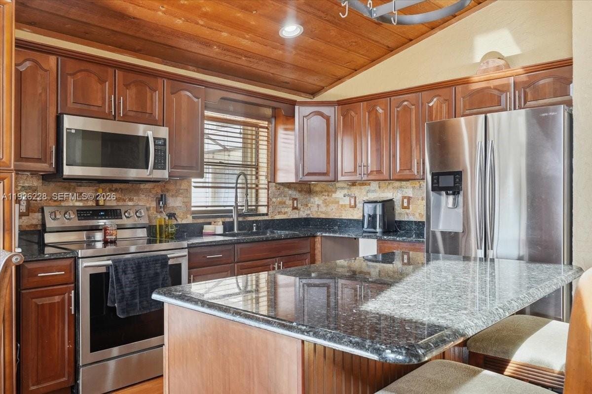 8213 Cassia Terrace — photo 11
