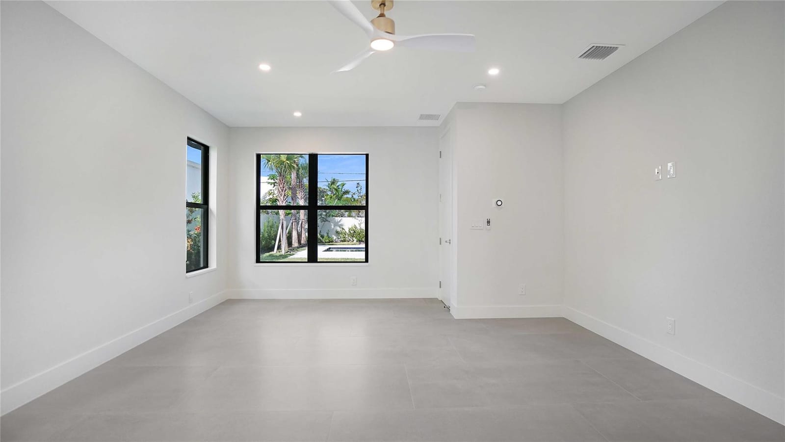 317 NE 21 Street, Wilton Manors, FL 33305 photo 12
