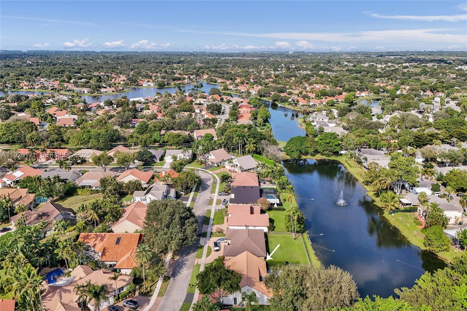 3071 Perriwinkle Circle, Davie, FL 33328 photo 2