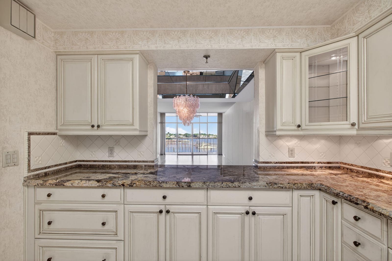 11390 Twelve Oaks Way 420 — photo 11