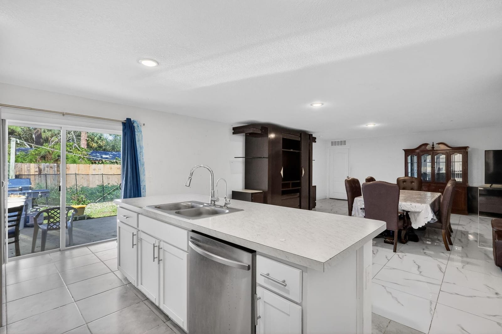 7490 Penny Lane, Fort Pierce, FL 34951 photo 13