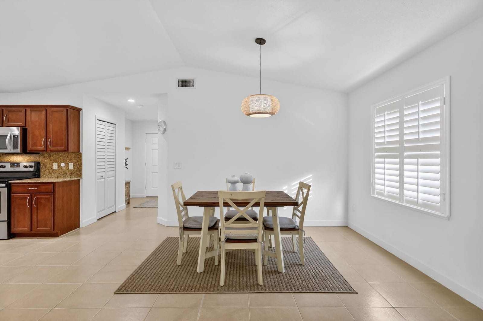 24 Azul — photo 10