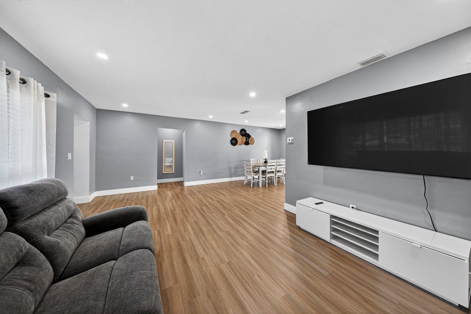 7450 Branch Street — photo 6