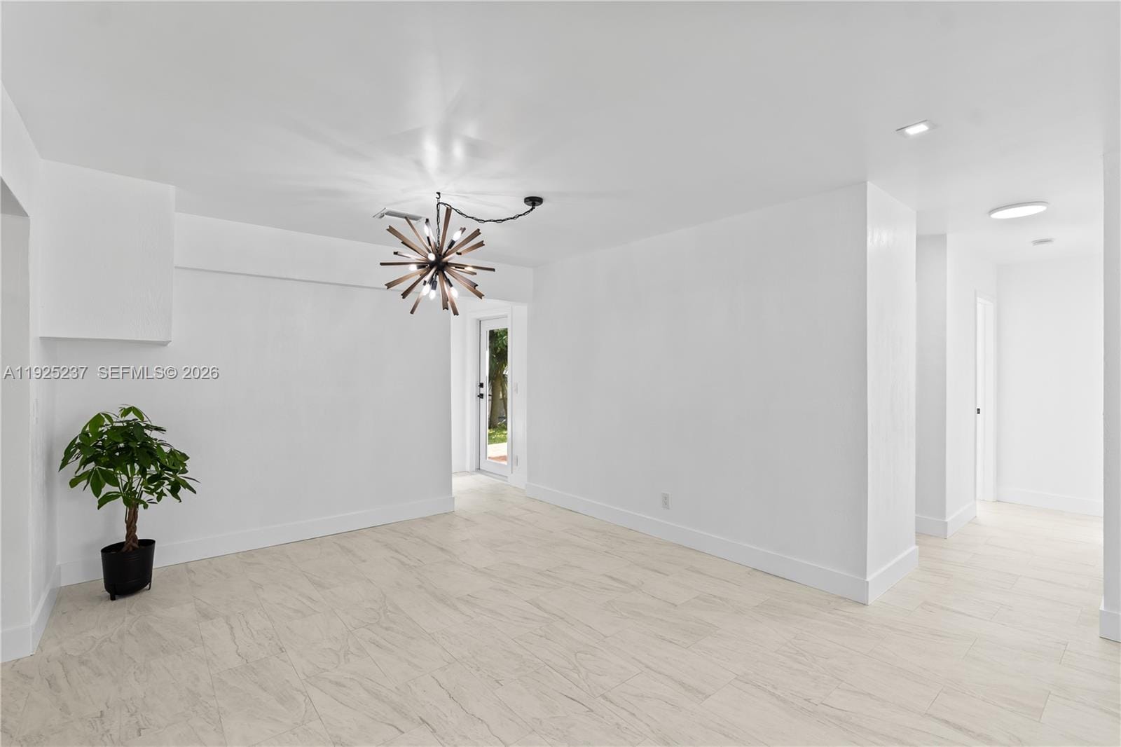 230 SW 29th Avenue — photo 8