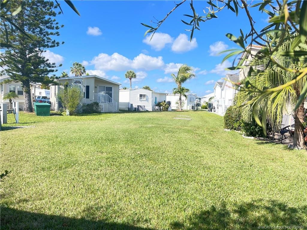 685 Nettles Boulevard — photo 10