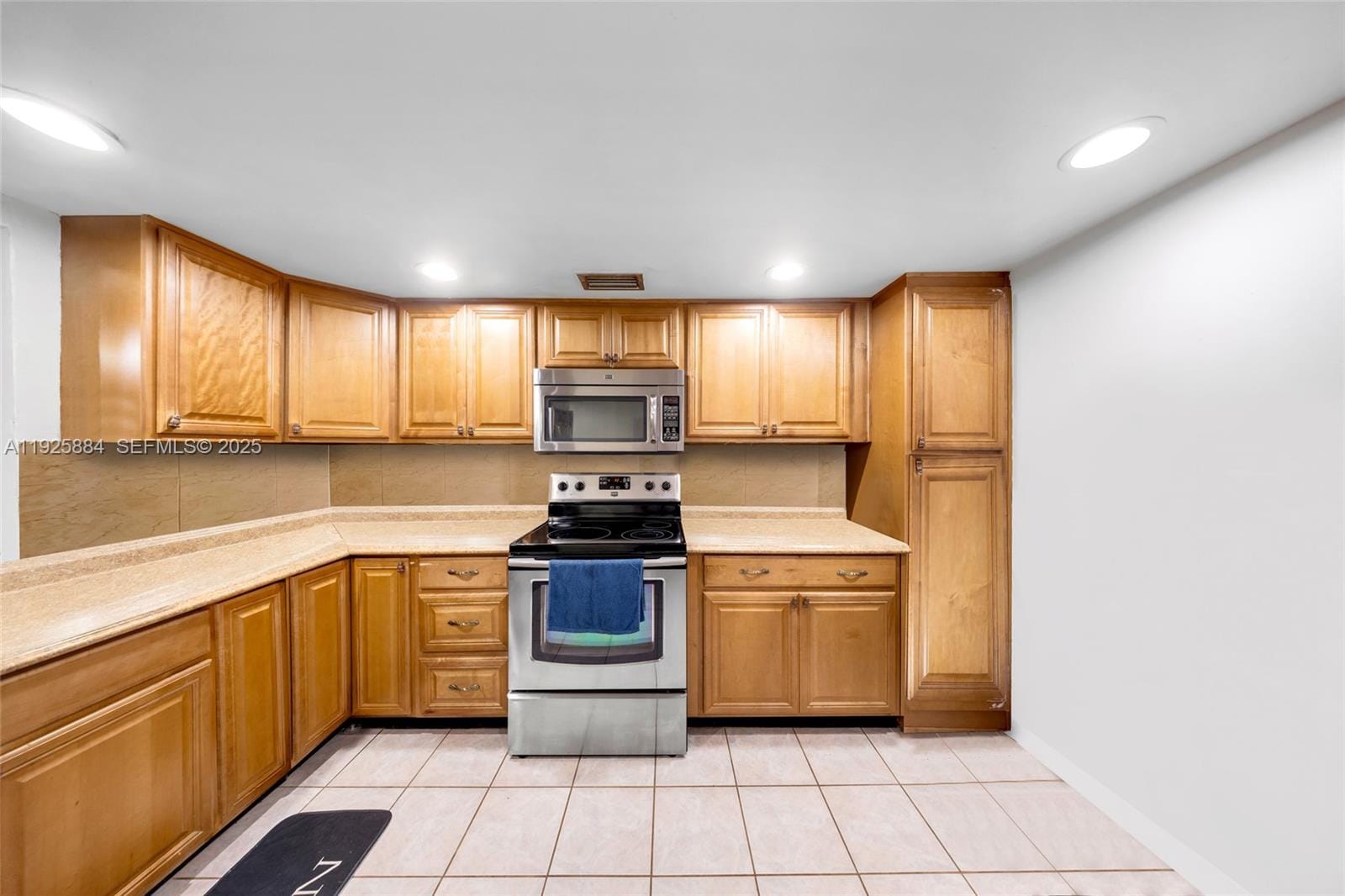 7554 Stirling Road 102, Davie, FL 33024 photo 6