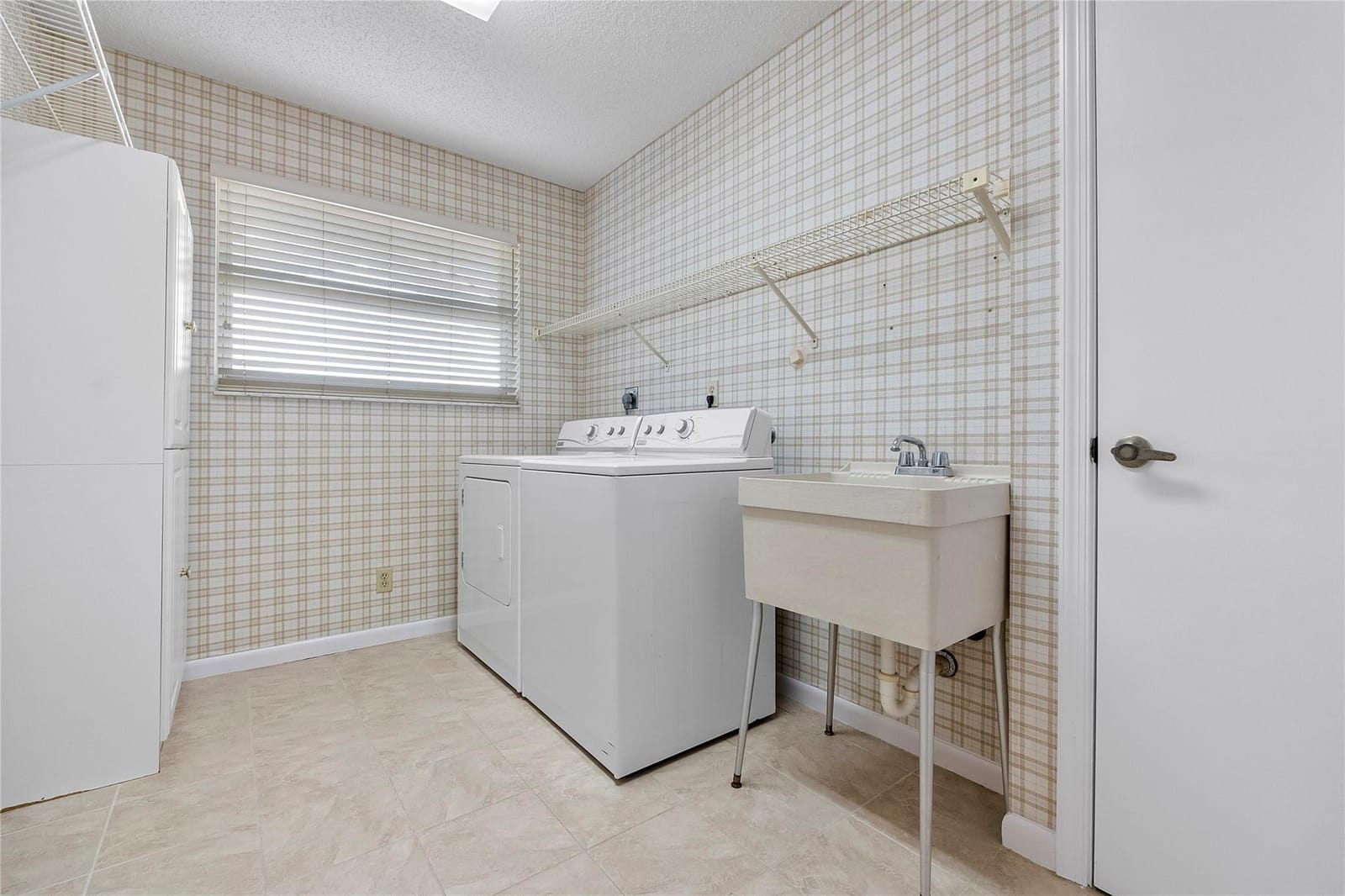 237 NW 92nd Avenue, Coral Springs, FL 33071 photo 21