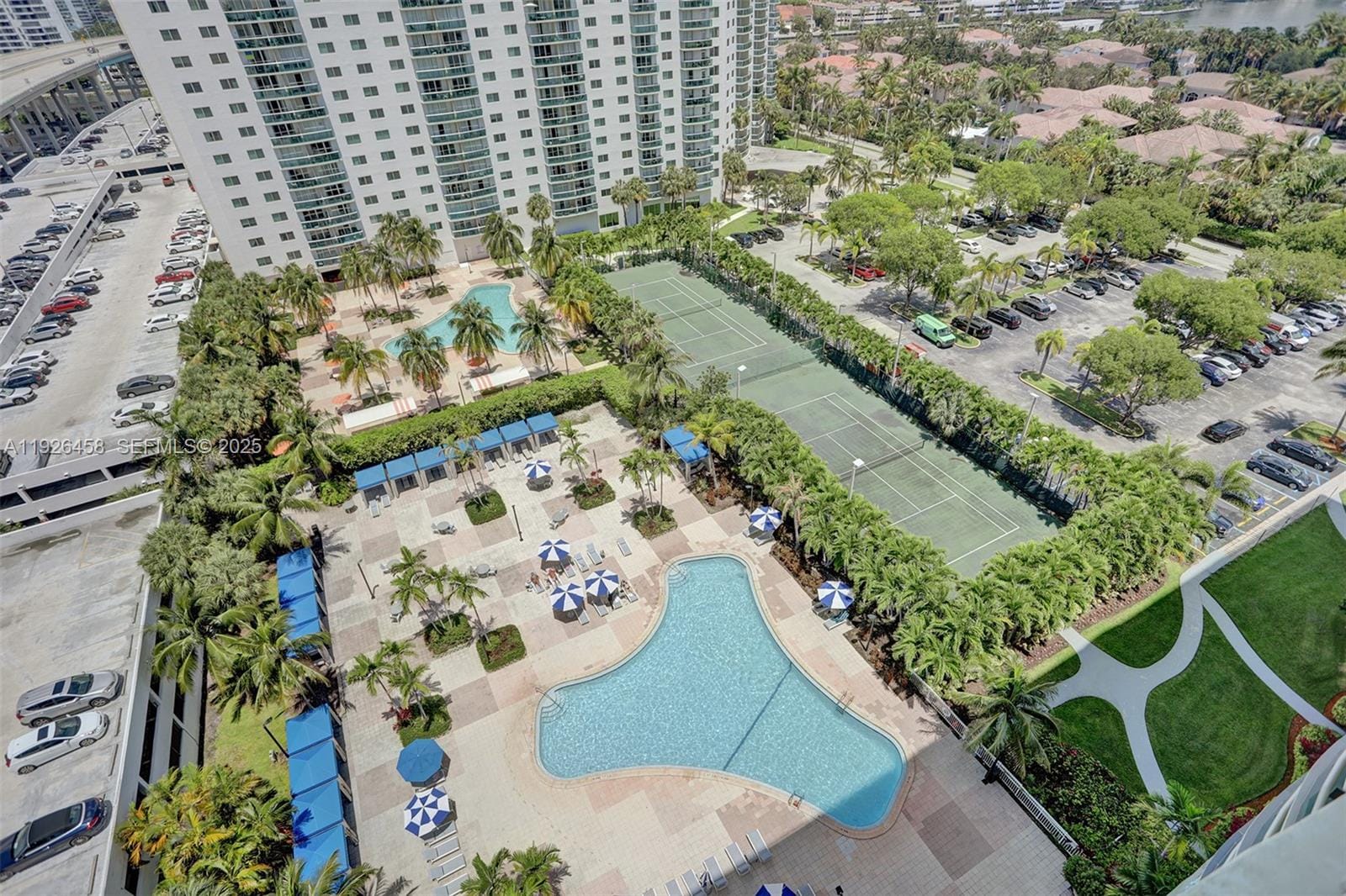 19370 Collins Avenue 1504, Sunny Isles Beach, FL 33160 photo 26