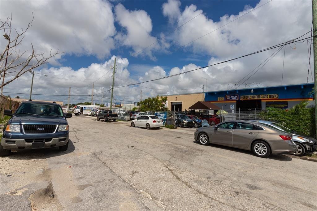 669 NW 26th Street, Miami, FL 33127 photo 26