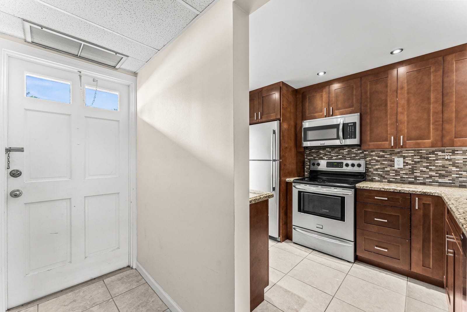 400 NE 20th Street D101 — photo 4