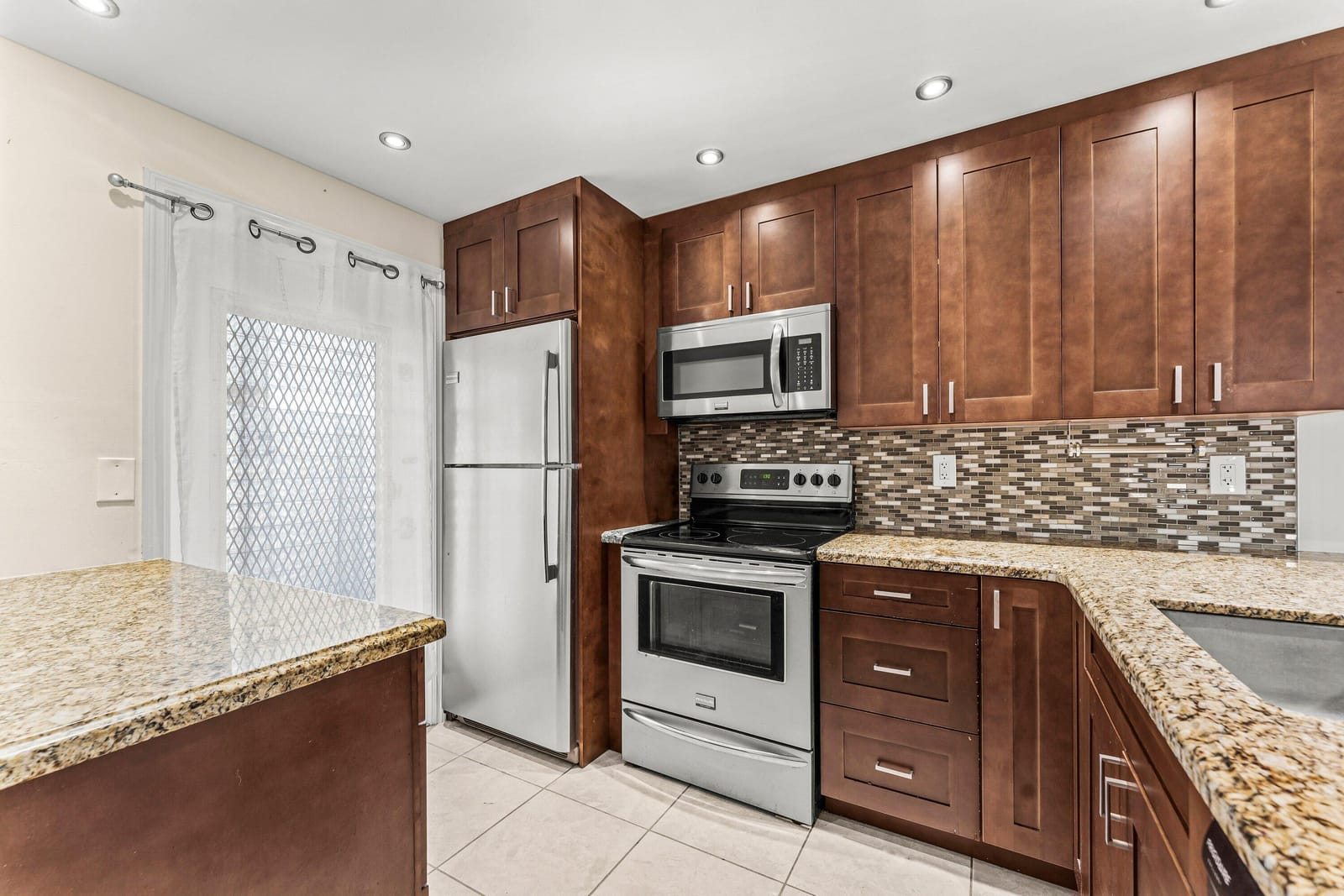 400 NE 20th Street D101 — photo 5
