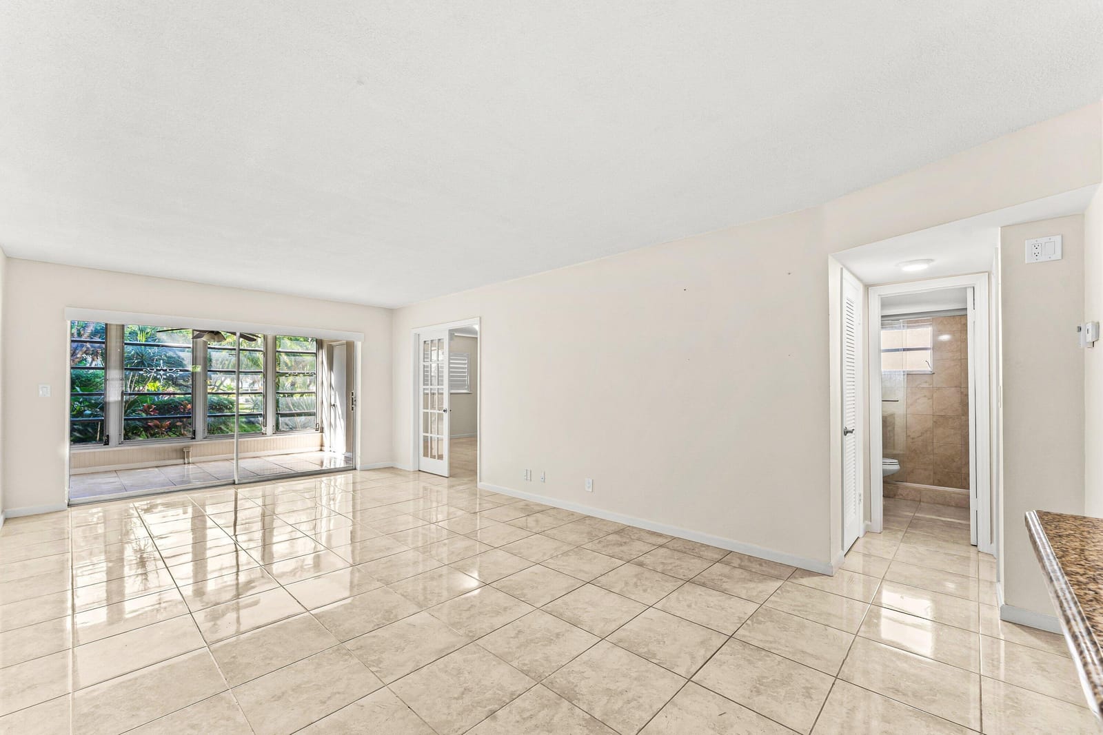 400 NE 20th Street D101 — photo 9