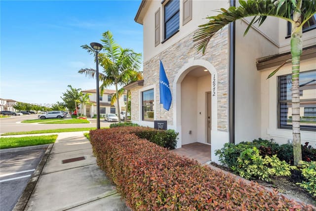 12972 SW 233rd Terrace, sold in Siena Reserve, Homestead, FL