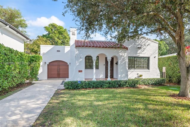 917 Granada Groves Court, Coral Gables, FL 33134
