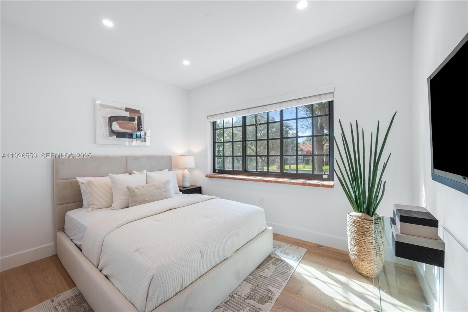 917 Granada Groves Court — photo 11