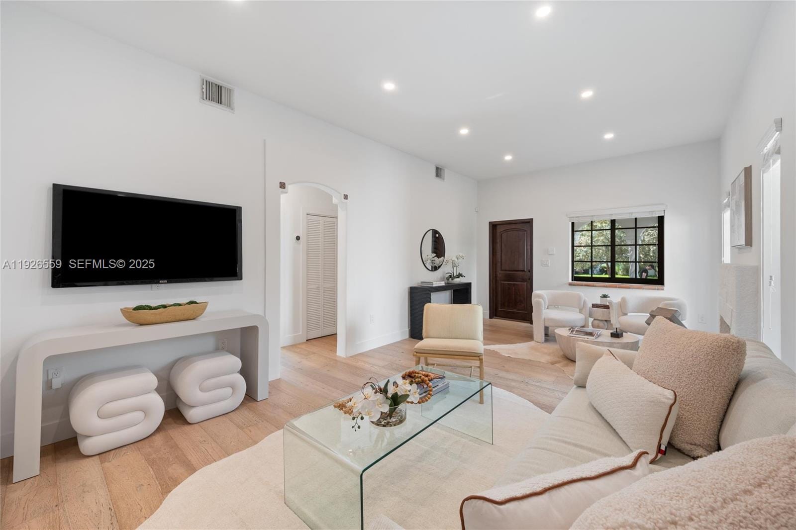 917 Granada Groves Court — photo 3