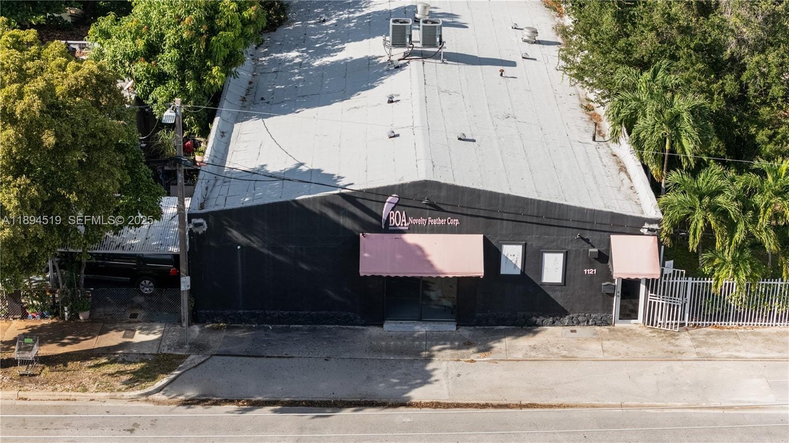 1121 NW 29th Street, Miami, FL 33127