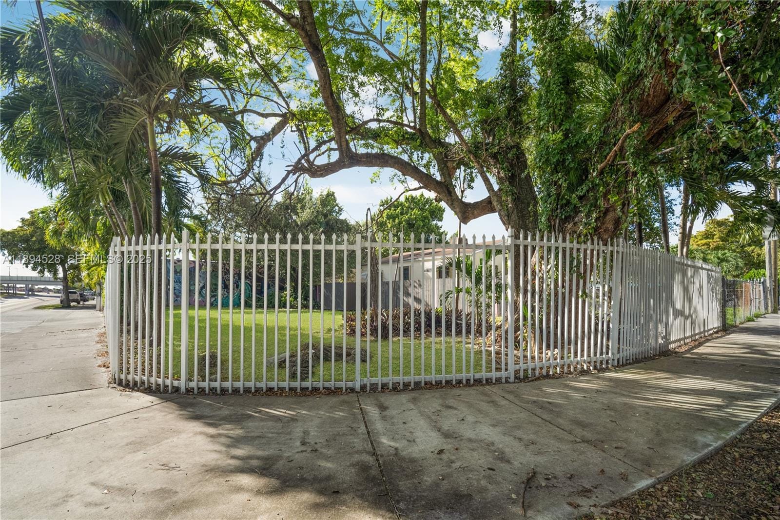 1121 NW 29th Street, Miami, FL 33127 photo 18