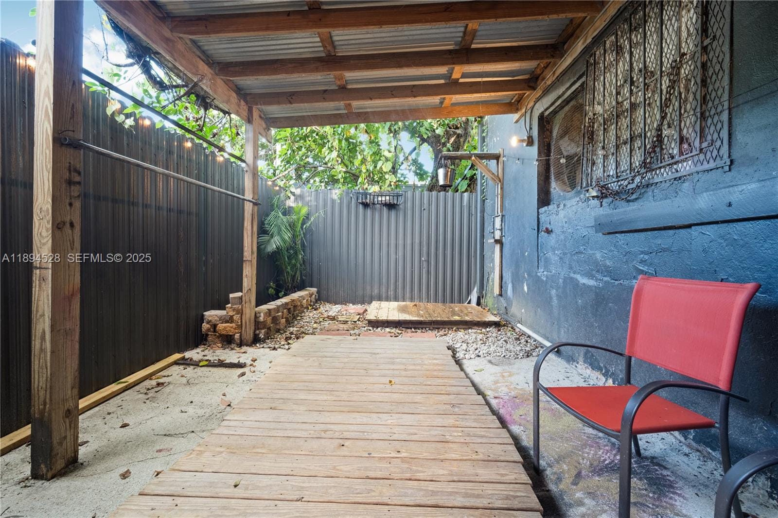 1121 NW 29th Street, Miami, FL 33127 photo 23