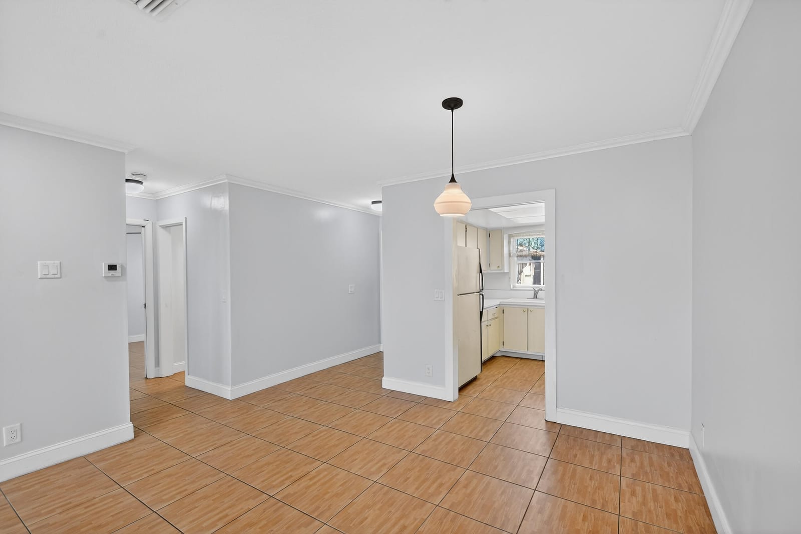 2667 Dudley Drive B — photo 10