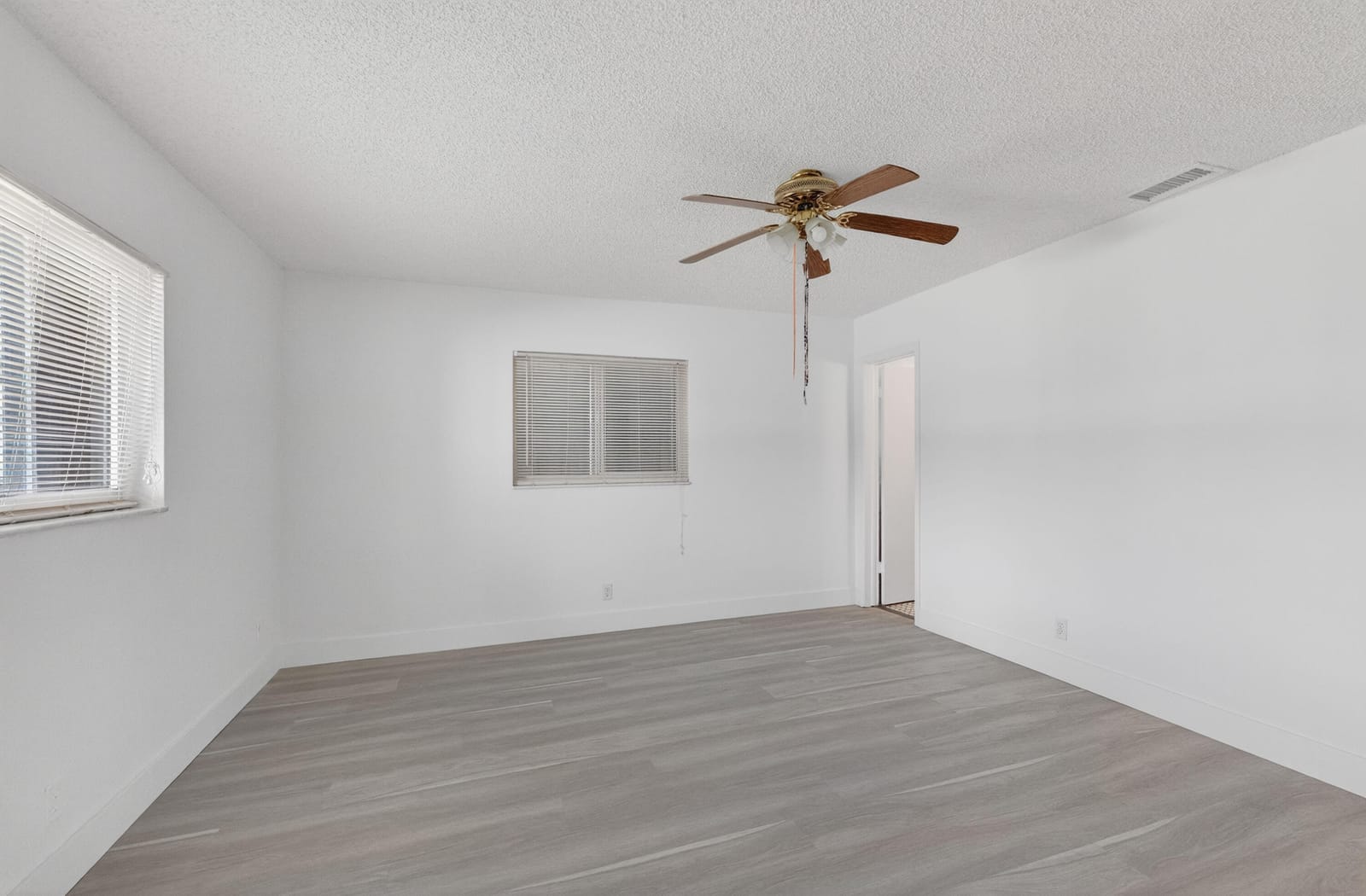 8509 NW 59th Street NW — photo 12