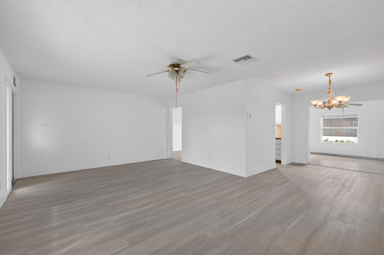 8509 NW 59th Street NW, Tamarac, FL 33321 photo 24