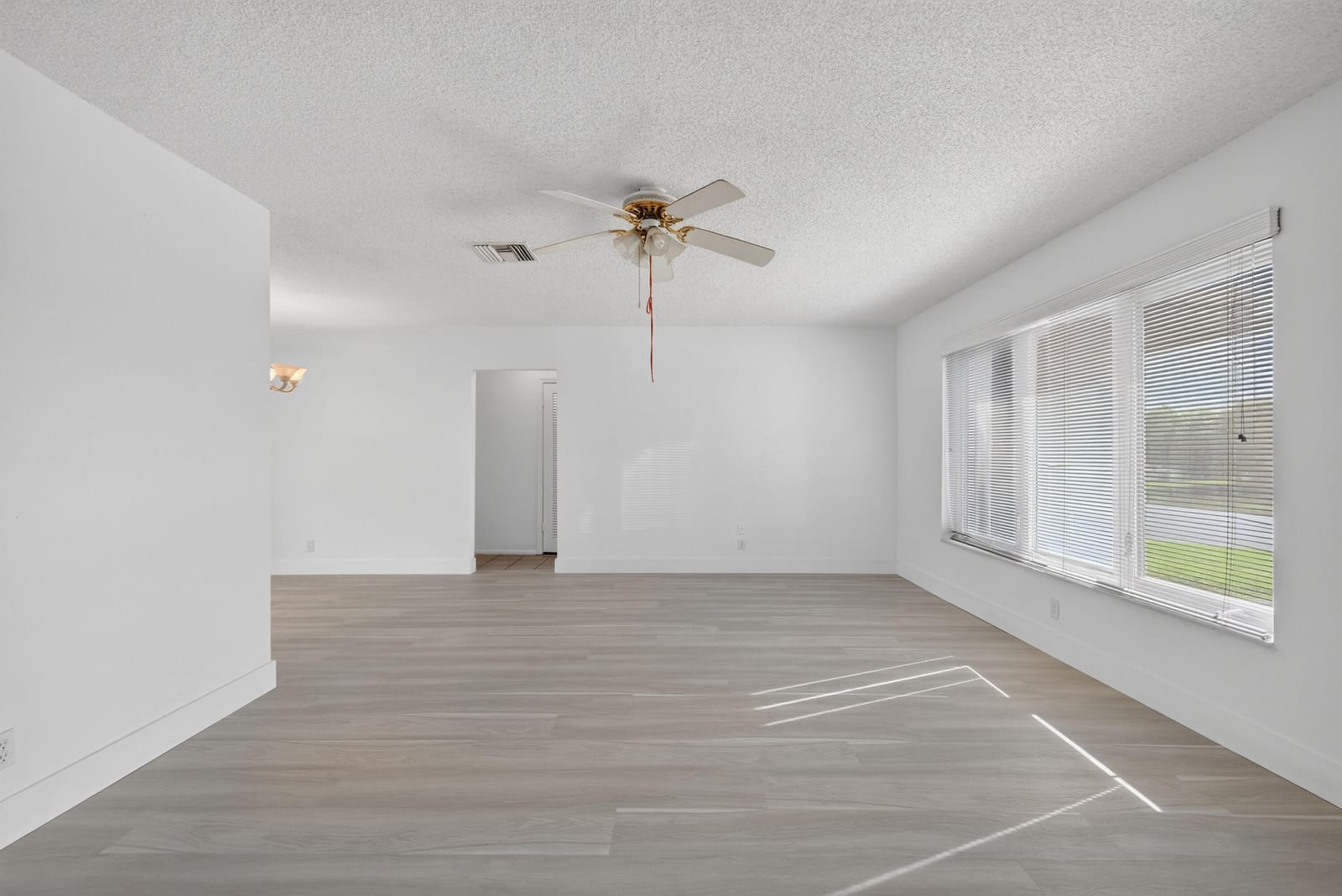 8509 NW 59th Street NW, Tamarac, FL 33321 photo 25