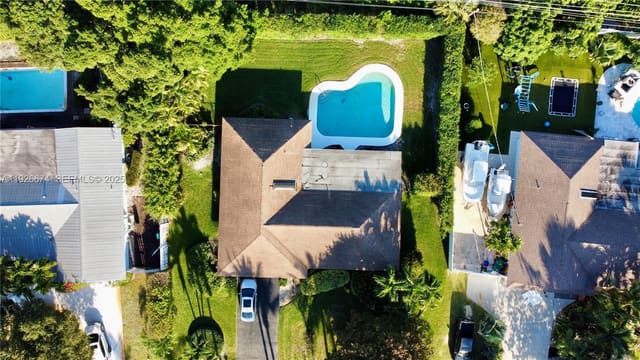 220 River Drive, sold in Tequesta, Tequesta, FL