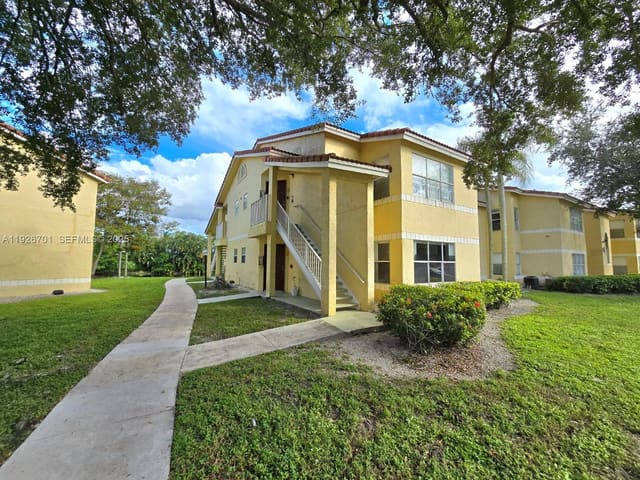 13060 Vista Isles Drive 212, Sunrise, FL 33325