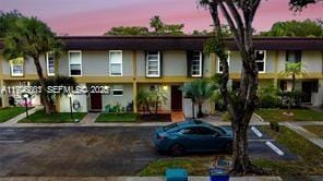 3331 Farragut Street 8A — photo 3