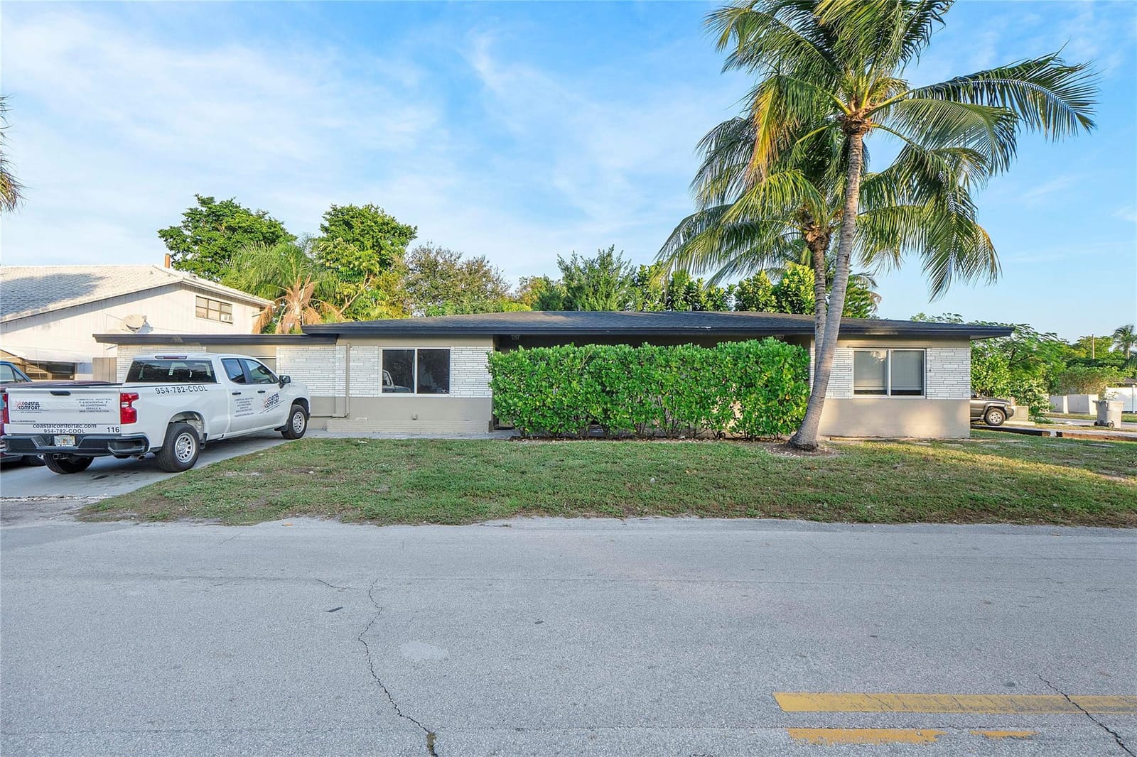 1800 NE 24th Avenue, Pompano Beach, FL 33062