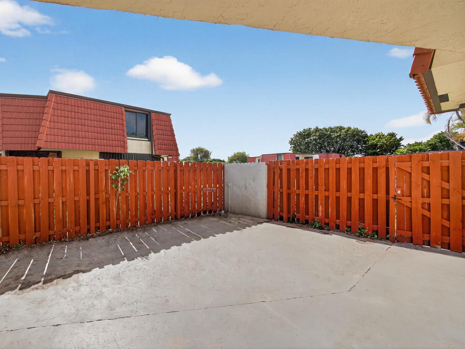 3667 Victoria Drive, West Palm Beach, FL 33406 photo 4