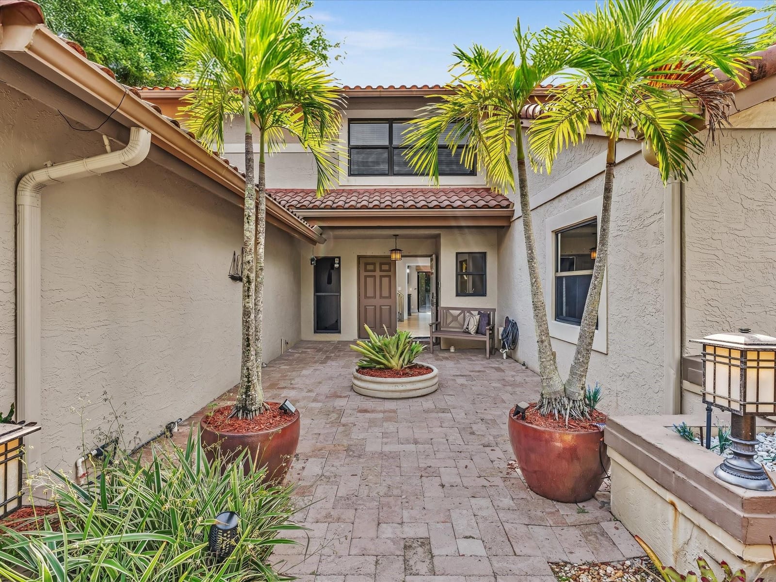 10320 NW 6th Street — photo 6