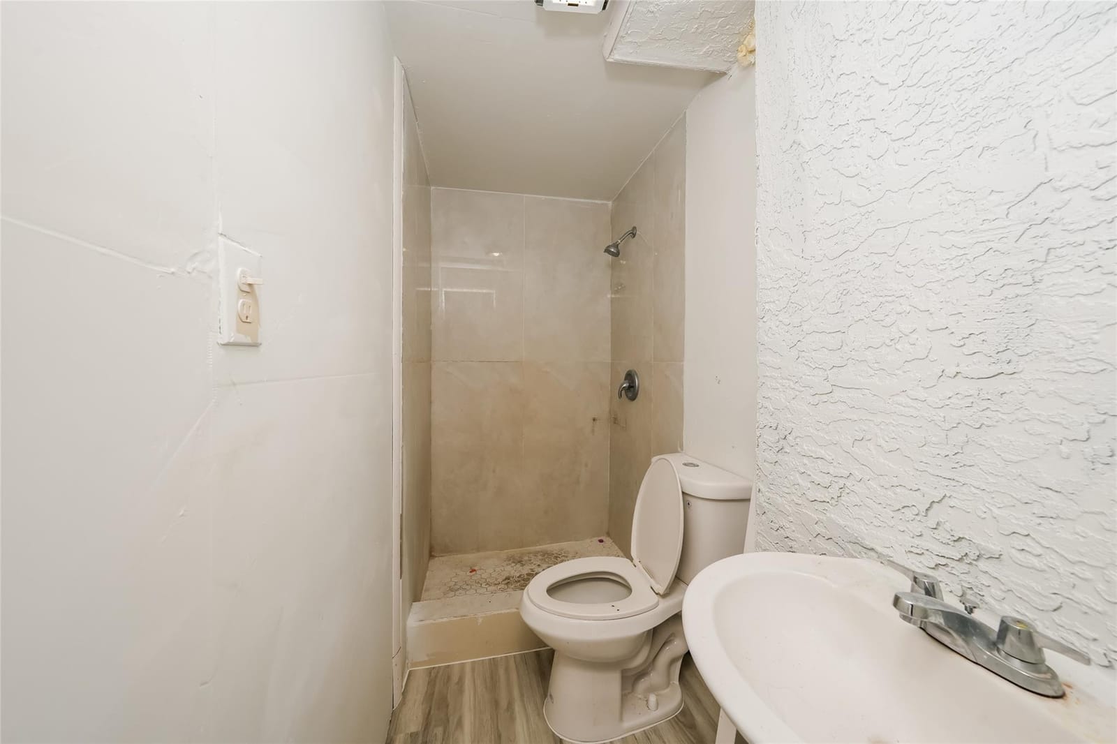 1351 SW 10th Avenue, Deerfield Beach, FL 33441 photo 13