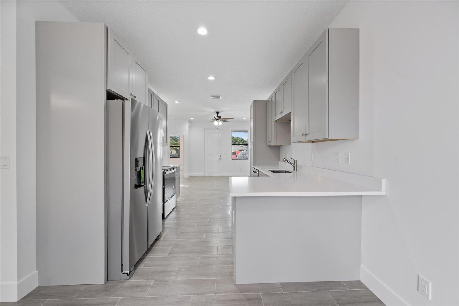 1580 W 32nd Street — photo 5