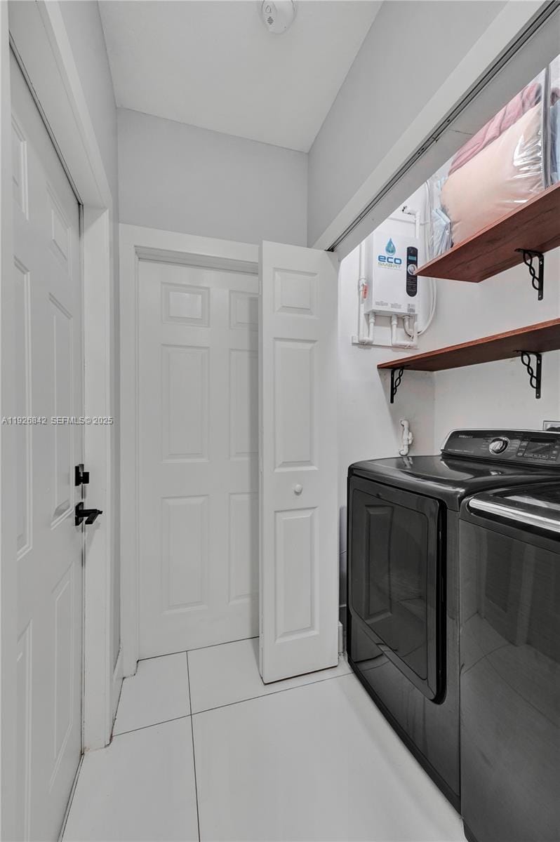 19901 NW 77th Court, Hialeah, FL 33015 photo 22