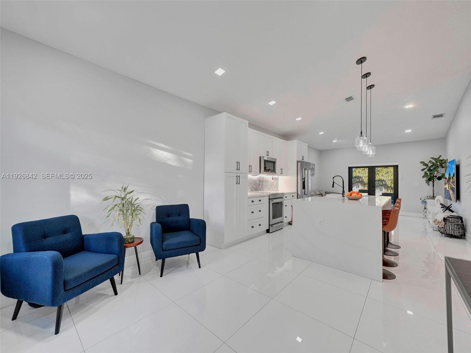 19901 NW 77th Court, Hialeah, FL 33015 photo 7