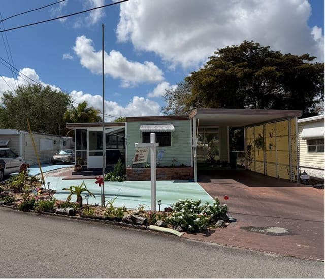 1865 SW 87th Terrace, sold in Park City Sec Two 56-25 B, Davie, FL