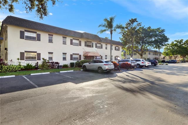5661 SW 2nd Court 216, sold in Meadows Condo, Margate, FL