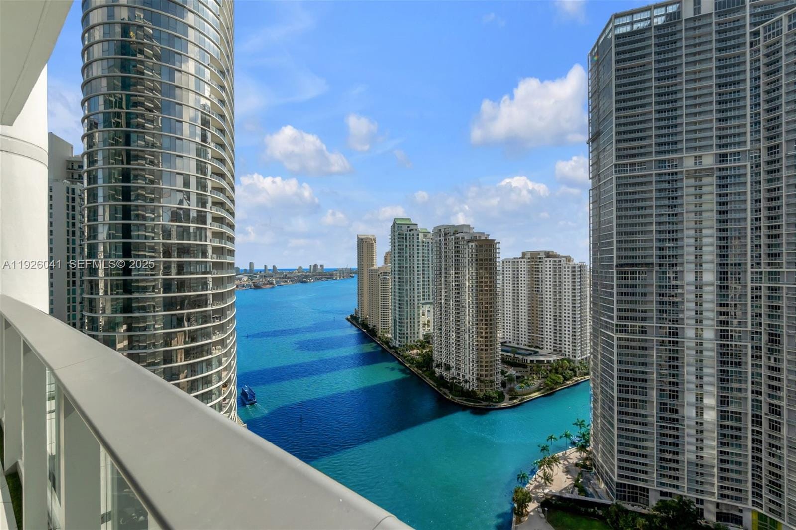 200 Biscayne Boulevard Way 3108, Miami, FL 33131 photo 20