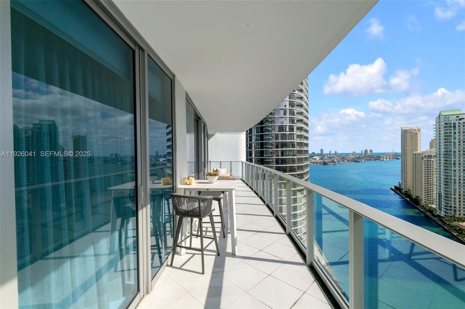 200 Biscayne Boulevard Way 3108, Miami, FL 33131 photo 24