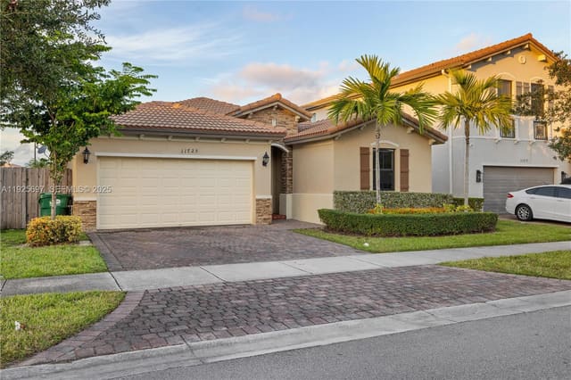 11725 SW 240th Terrace, Homestead, FL 33032