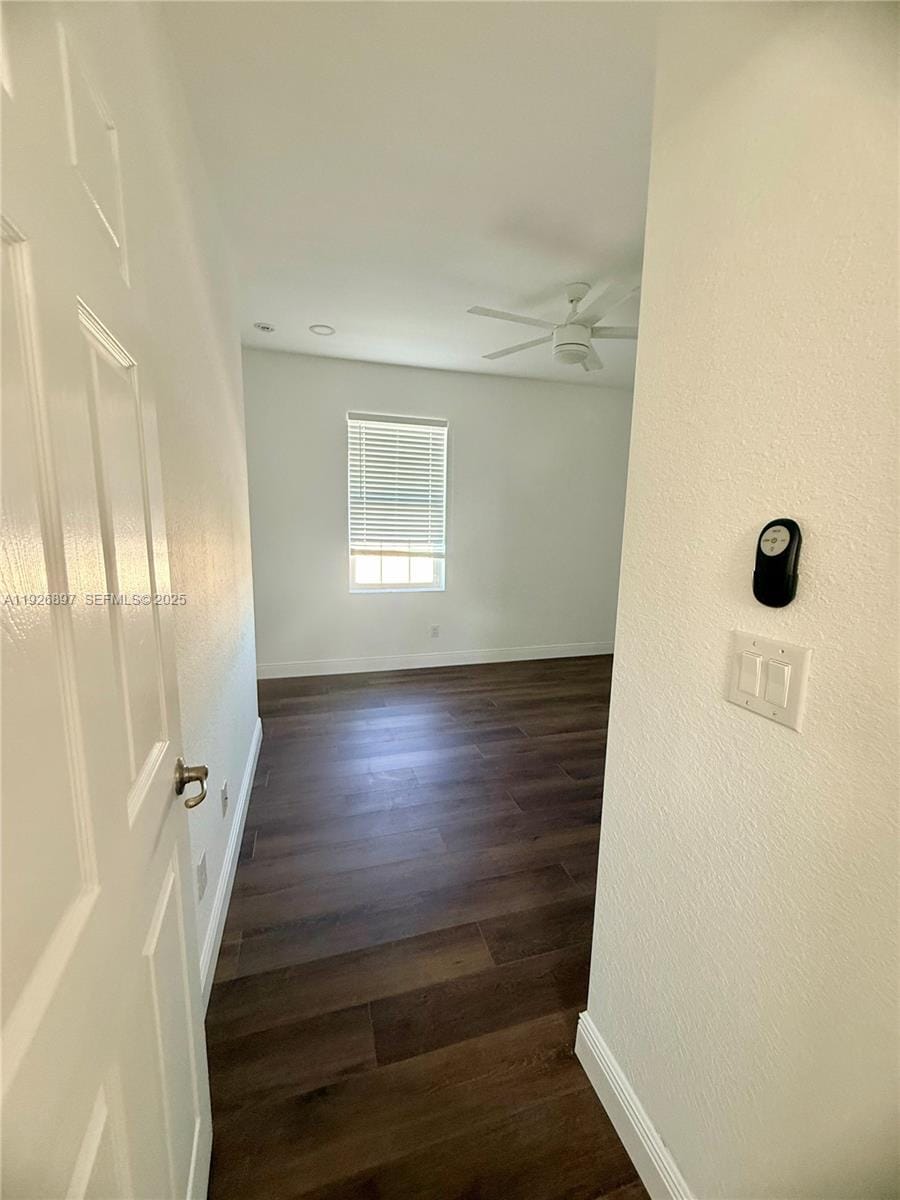 977 NE Trailside Run — photo 3