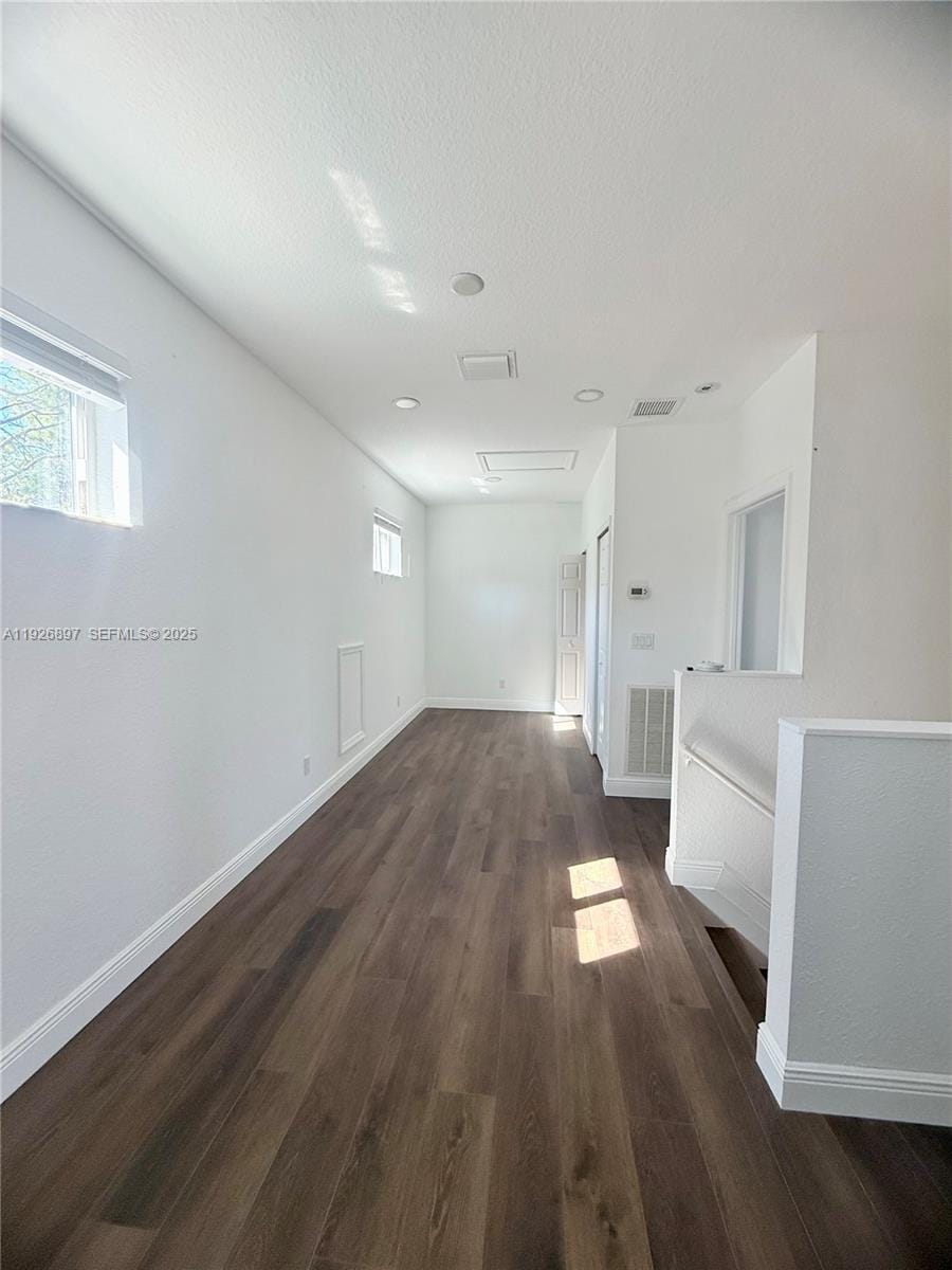 977 NE Trailside Run — photo 8