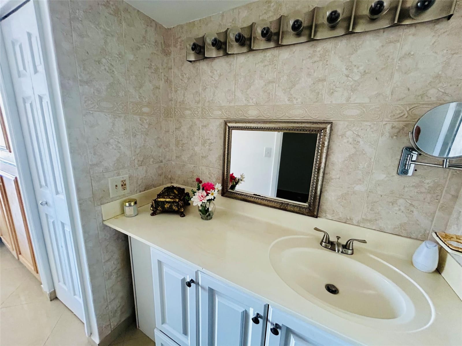7040 Coral Way 501, Miami, FL 33155 photo 12