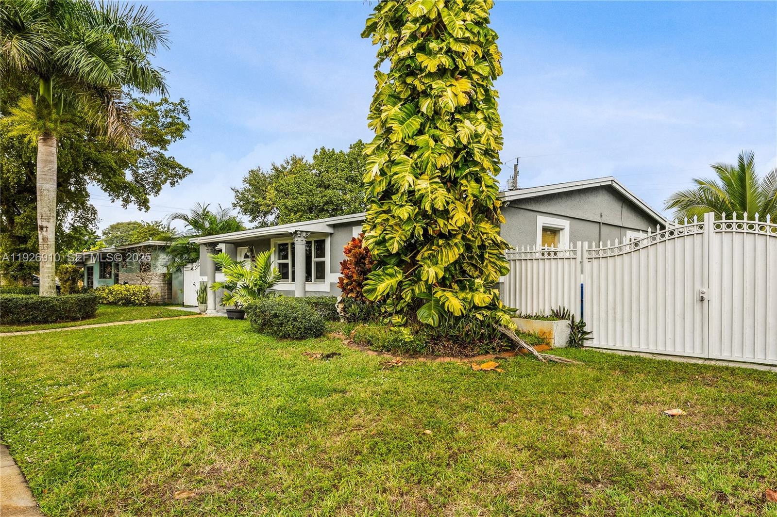 401 NW 183rd Street — photo 3